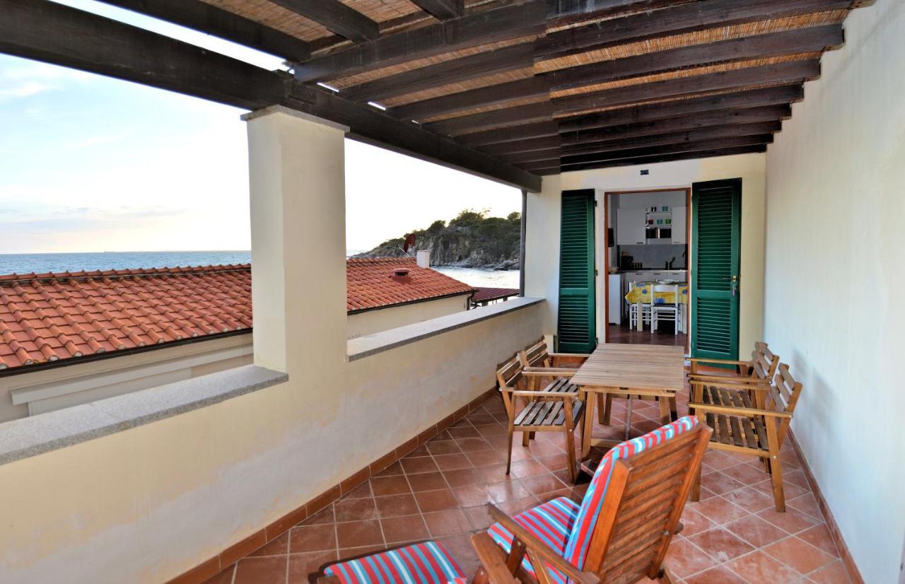 Ferienwohnung Le Soleil Spiaggia di Cavoli Exterior foto